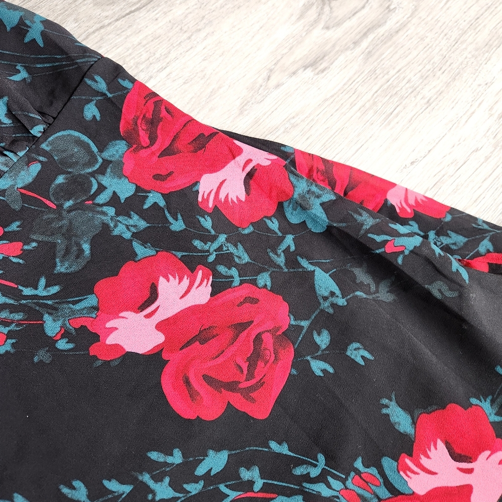 Lulu's Elegant Y2K Vibes Entrance Black Red Floral Print Halter Maxi Dress S - Picture 10 of 12